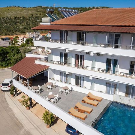 Hotel Perla คซามิล ภายนอก รูปภาพ